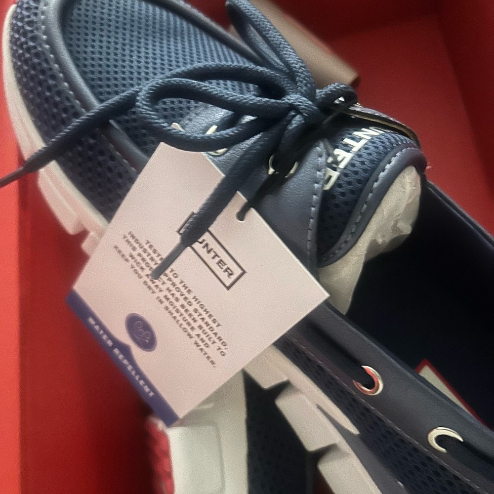 NWT Hunter Dark Blue Casual Shoes